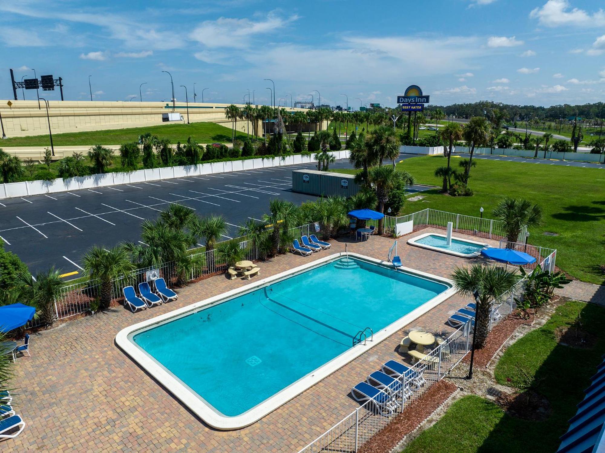 Days Inn By Wyndham Orlando Downtown Bagian luar foto